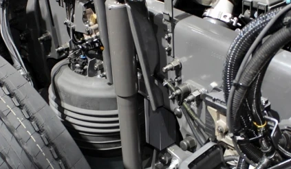 Foto mostrando um amortecedor de veículo